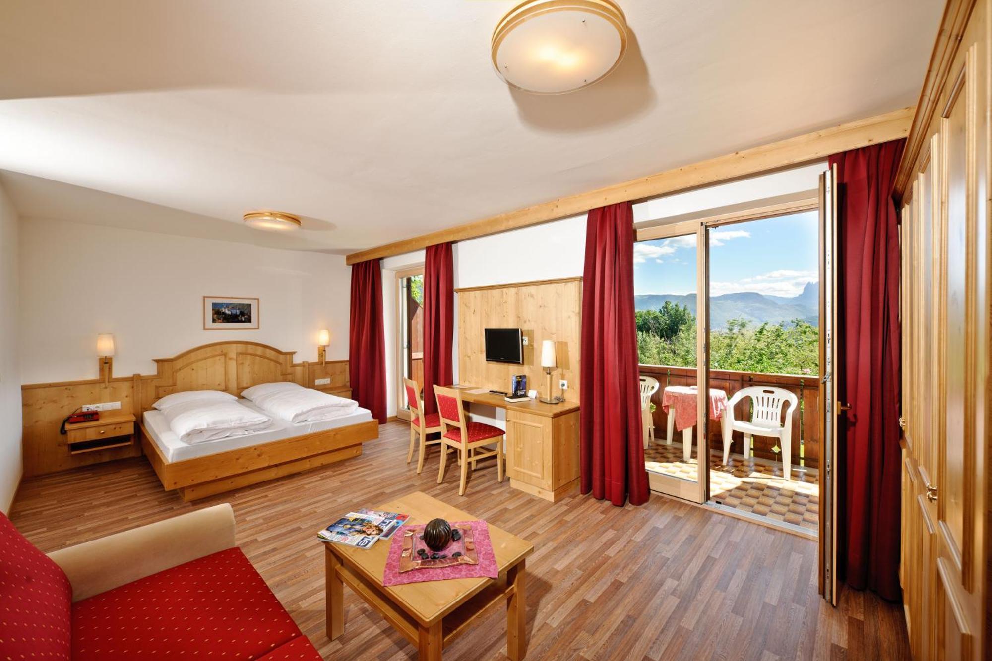 Hotel St. Justina Hof Appiano Sulla Strada Del Vino Exteriér fotografie