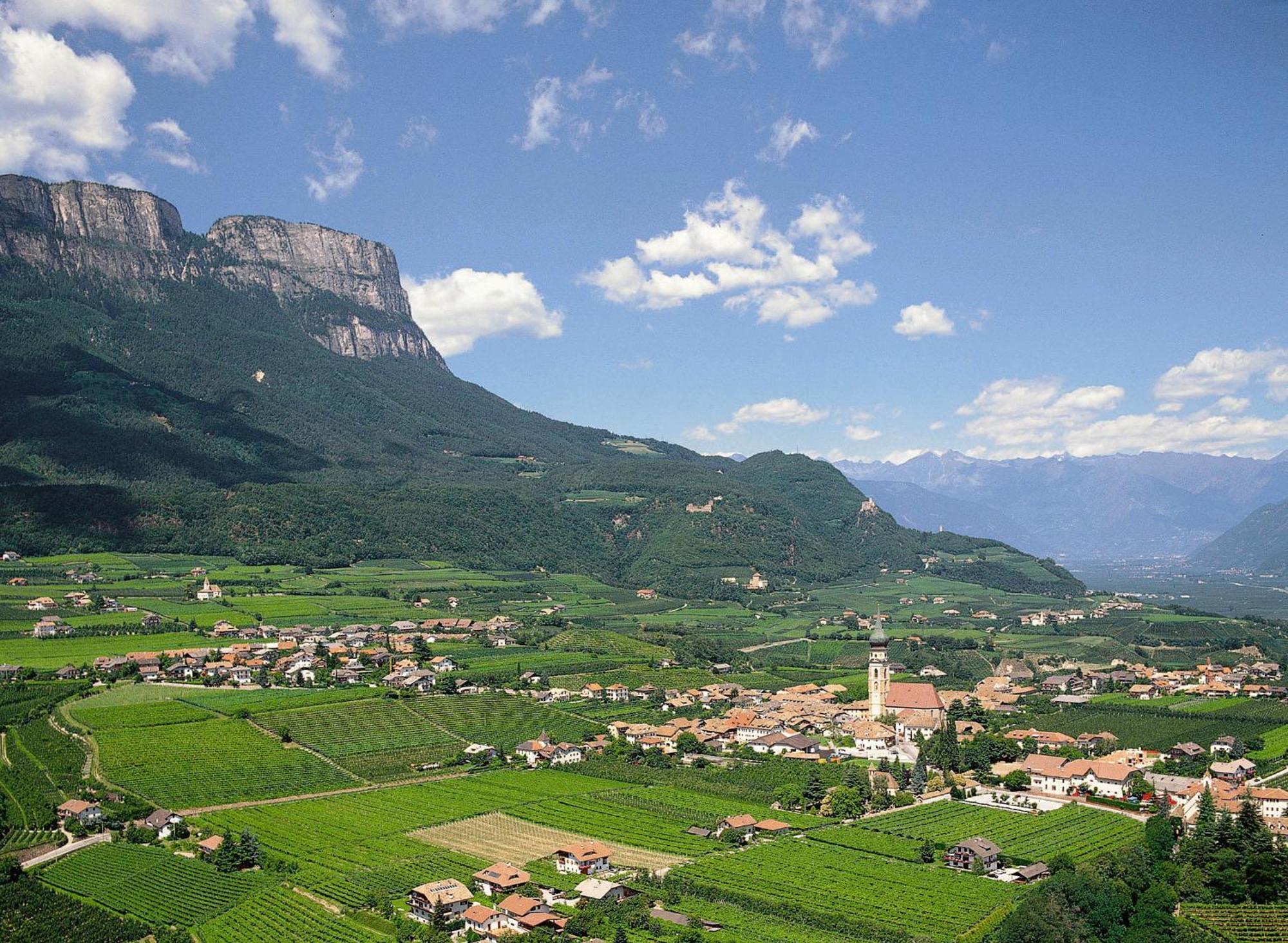 Hotel St. Justina Hof Appiano Sulla Strada Del Vino Exteriér fotografie